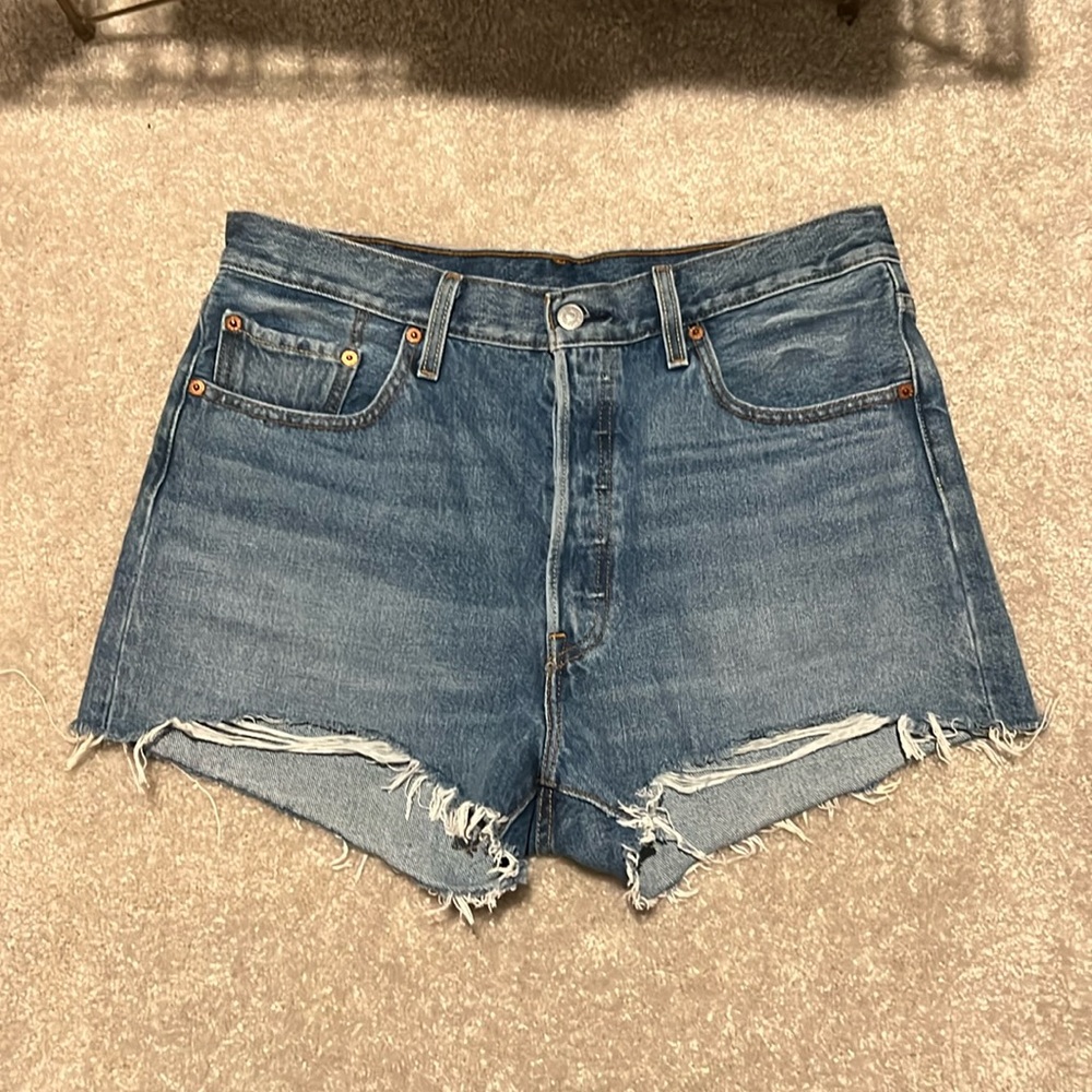 Levis 501 Womens Sz 32 Medium Blue Distressed High Rise Button Fly Deni…